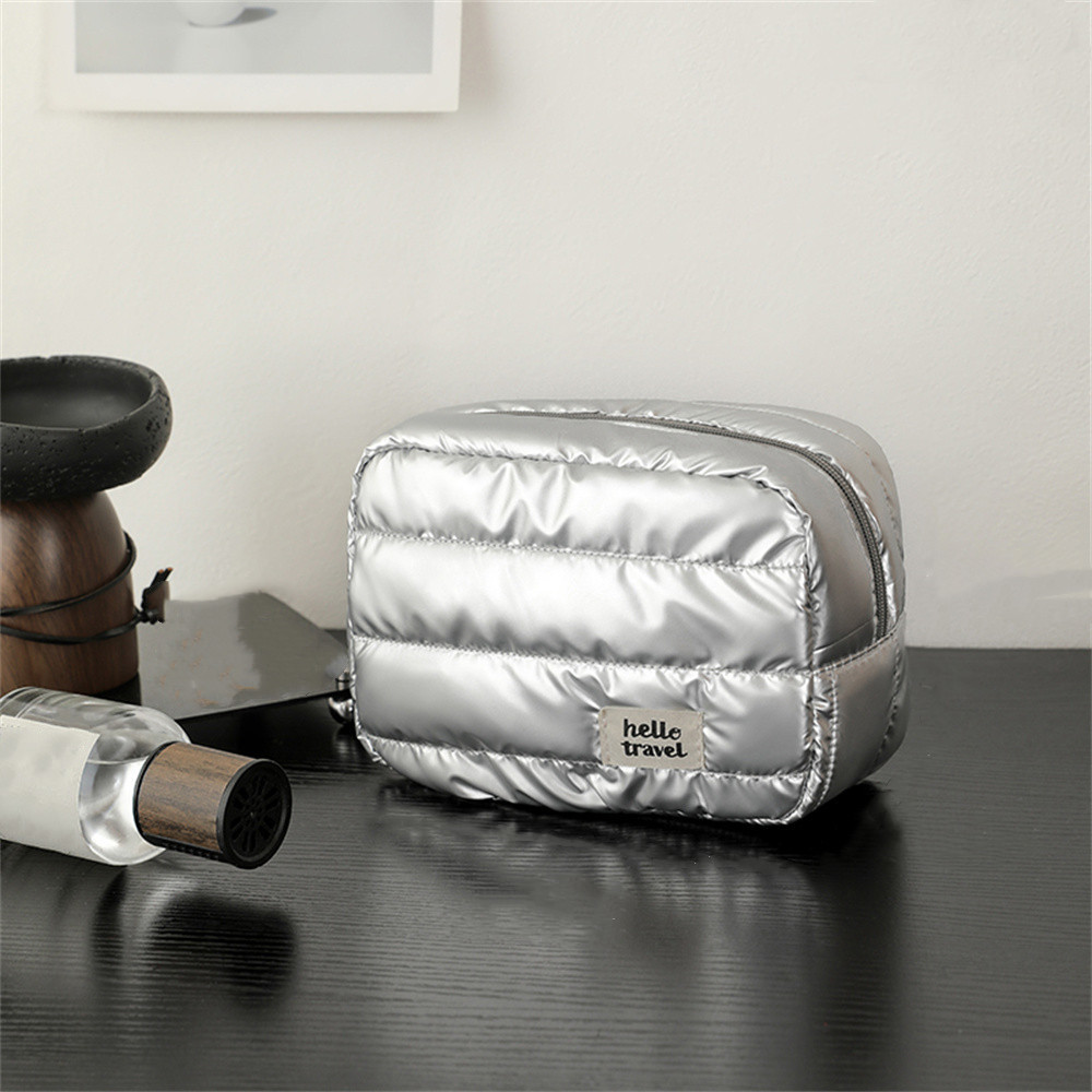 Sleek Medium-Sized Makeup Bag With Subtle Pearl FinishElegant And Spacious - Image 2