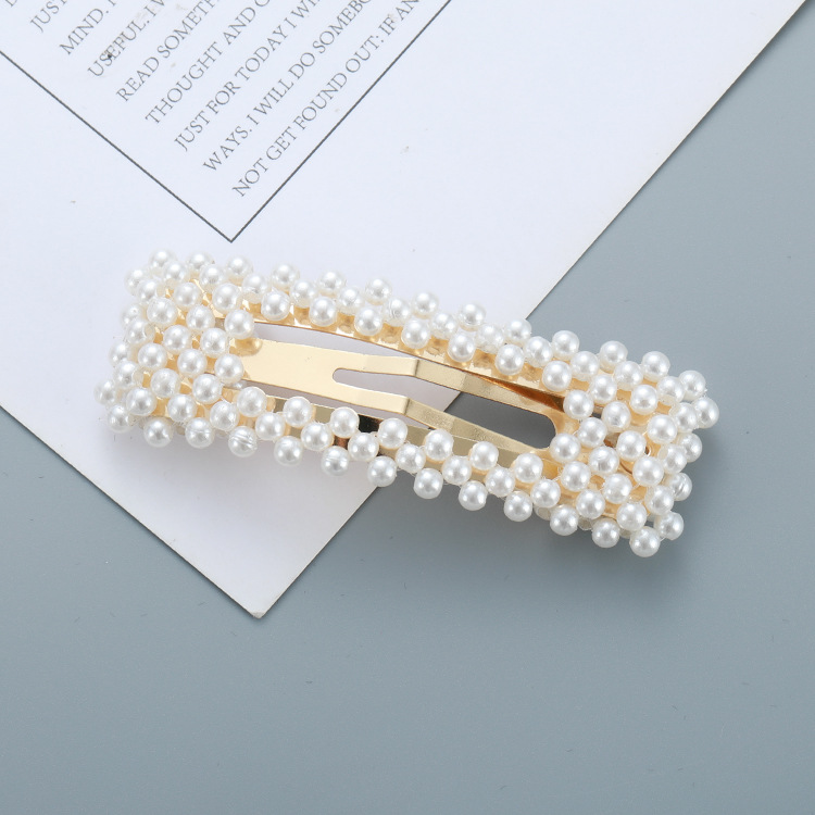 Korean Headdress with Pearl Hairpin - Image 3