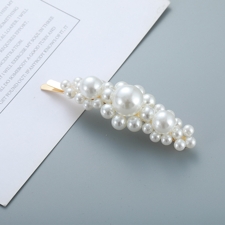 Korean Headdress with Pearl Hairpin - Image 2