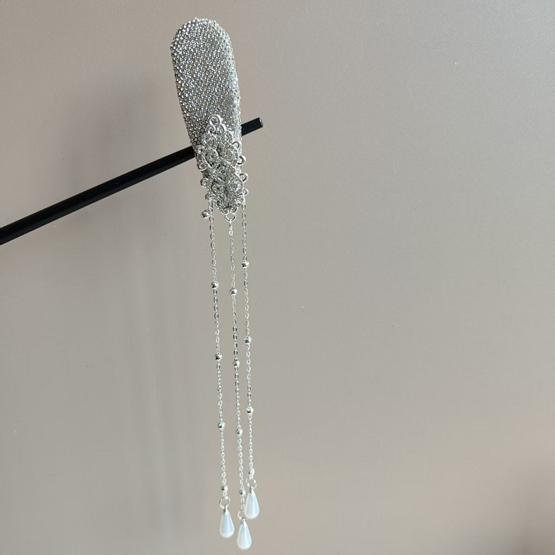 Affordable Luxury Pearl Waterfall Tassel Hair Clip - Image 3