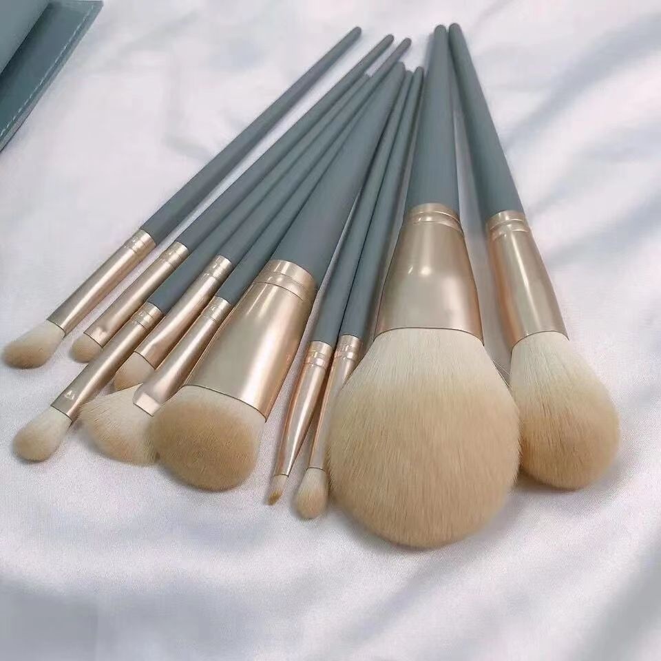 10 Makeup Brushes Suit Foundation Face Powder Eye Shadow Brush Complete Set - Image 4