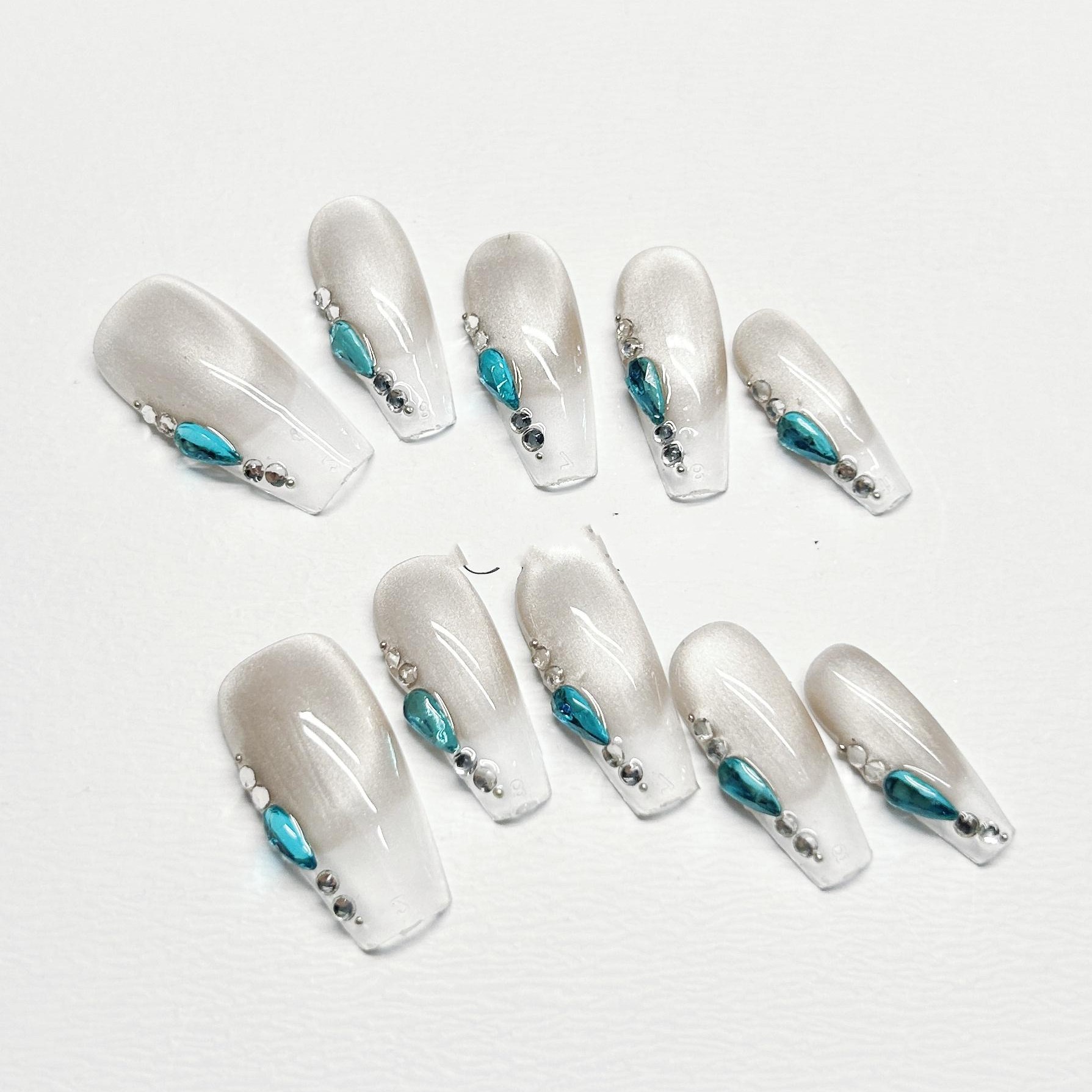 Mid-length Manicure Personality White