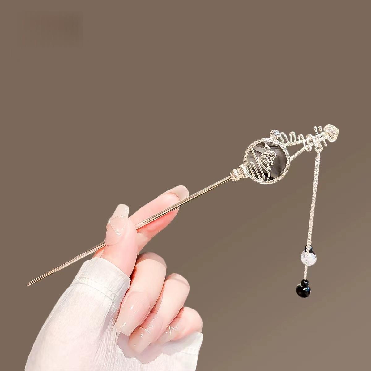 INS New Chinese-style Hairpin With Butterfly Tassels - Image 3
