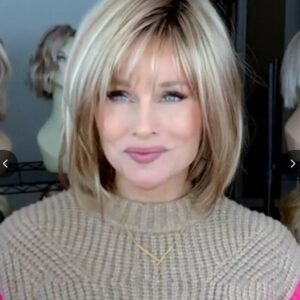 Women's Short Straight Hair Mixed Color Machine In Stock Chemical Fiber Wig