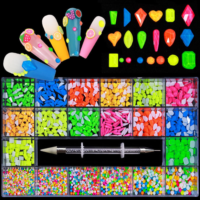 21 Grid Boxed Nail Rhinestone Flat Glass Nail Rhinestone Jewelry Set - Image 13