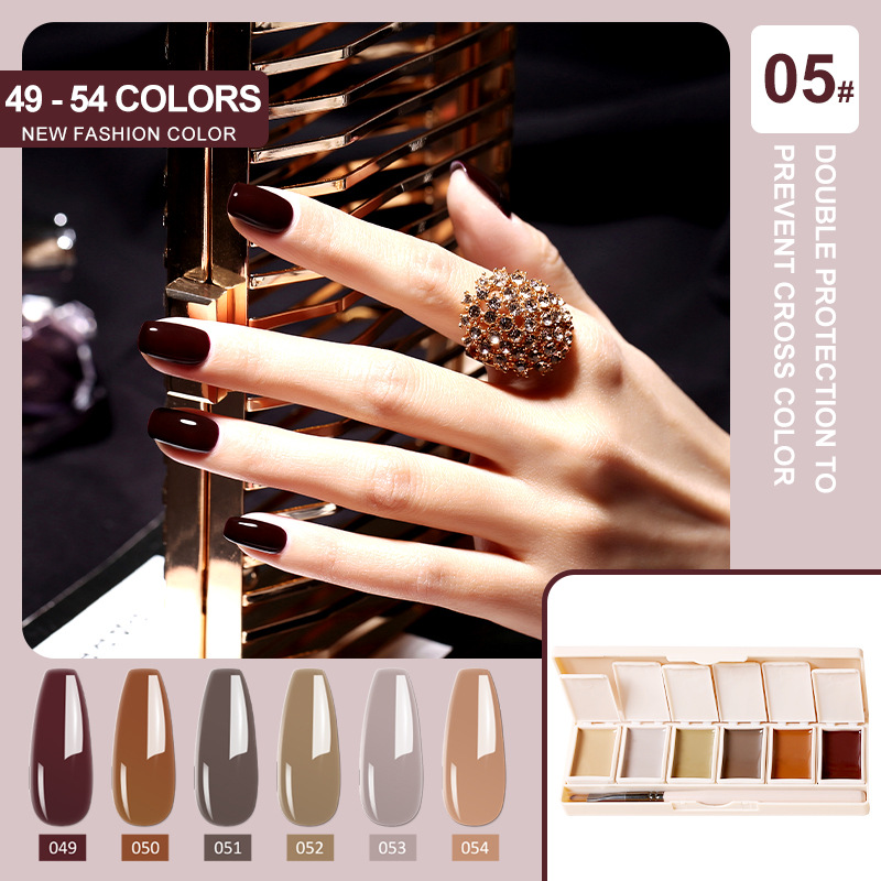Cream Nail Polish Eye Shadow Bag - Image 5