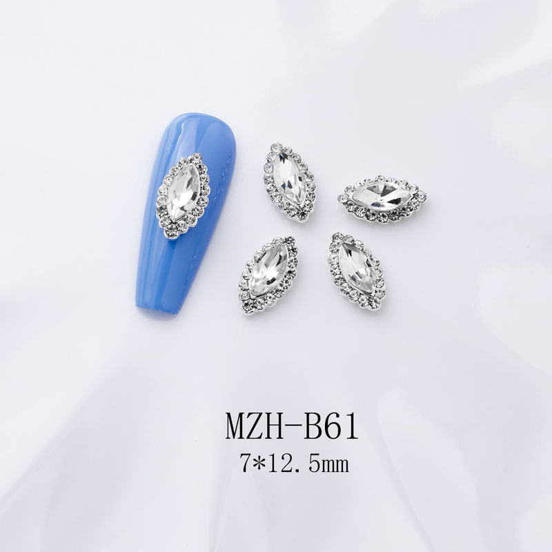 K9 Ultra-Shiny Flat-Back Rhinestones In White For Nail Art Decorations - Image 2