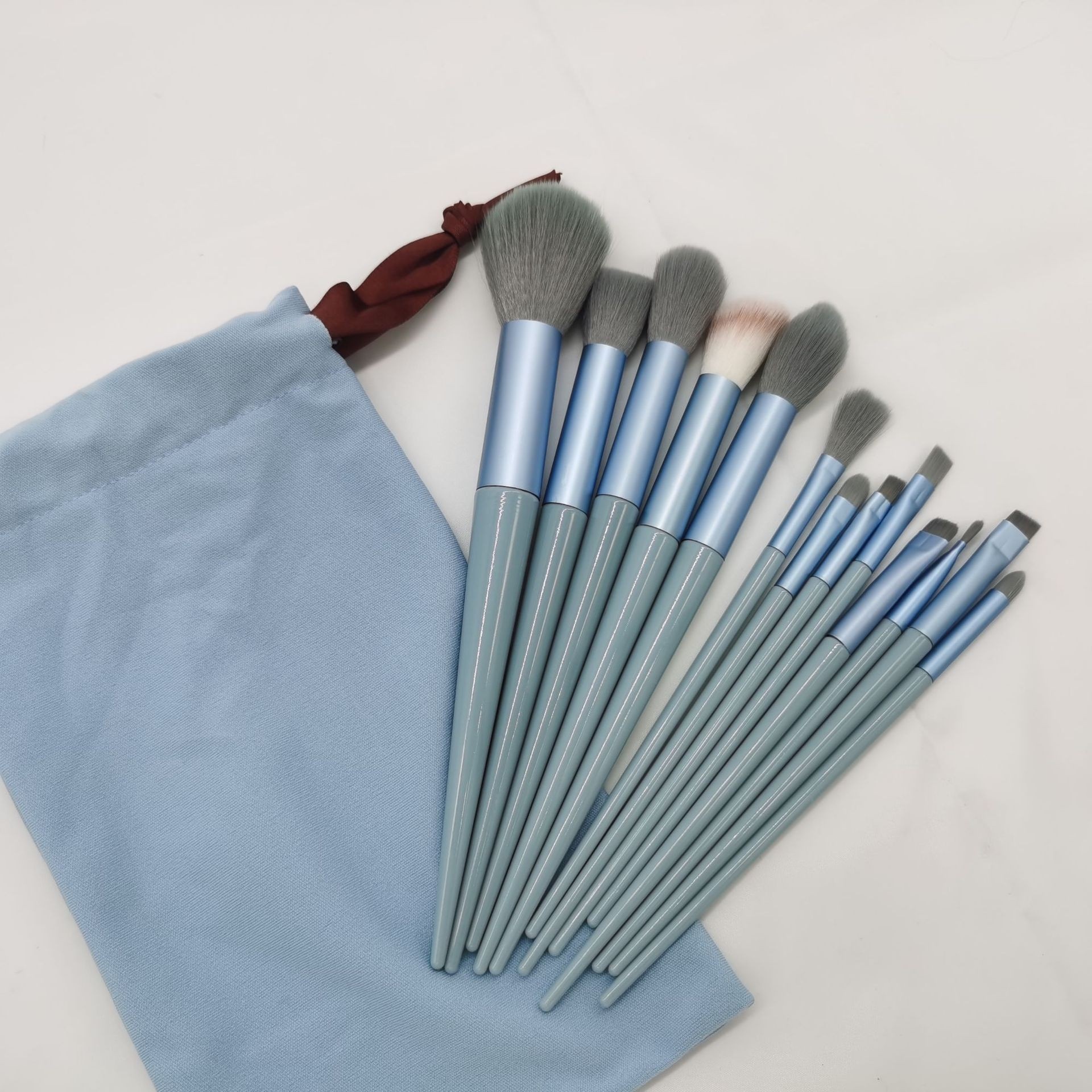 13 PCs Purpleflower Holly Leaf Makeup Brushes Suit Soft Hair - Image 5