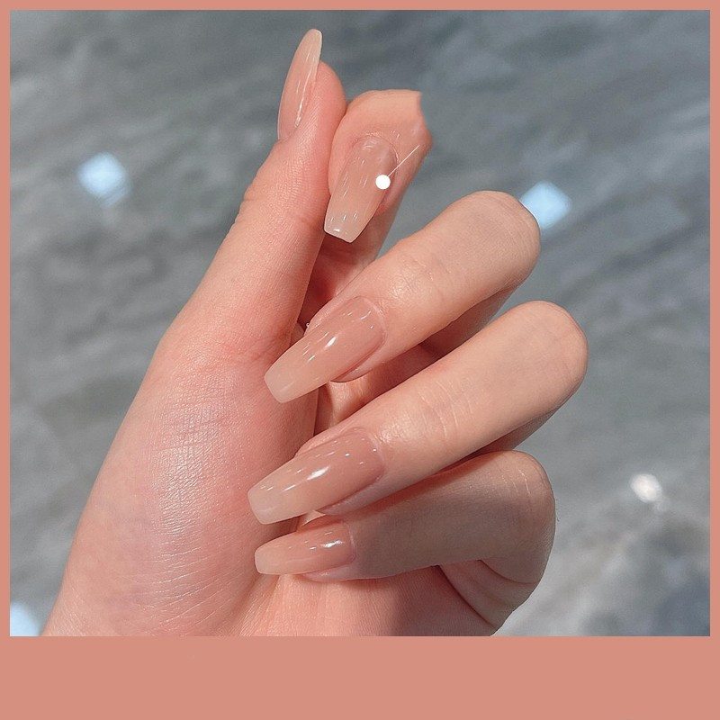 Fluorescent Nail Polish Glue Is Fashionable - Image 9