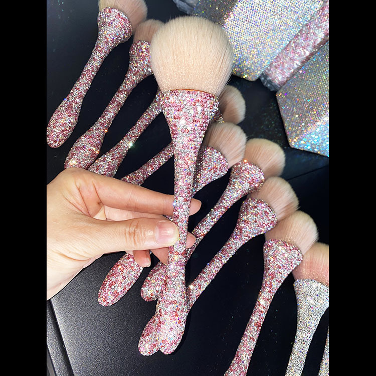 Diamond Studded Small Waist Makeup Full Of Diamond Goblet Loose Powder Brush - Image 2