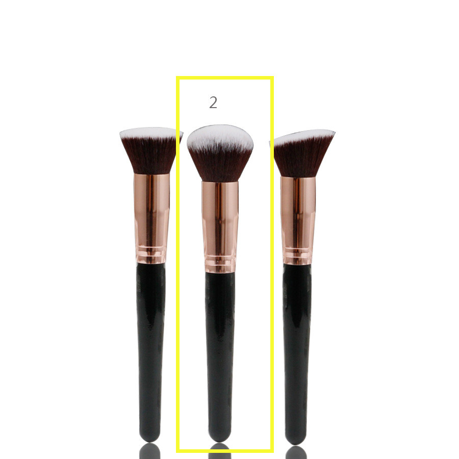Flat Head Bevel Three Piece Portable Makeup Brush - Image 3