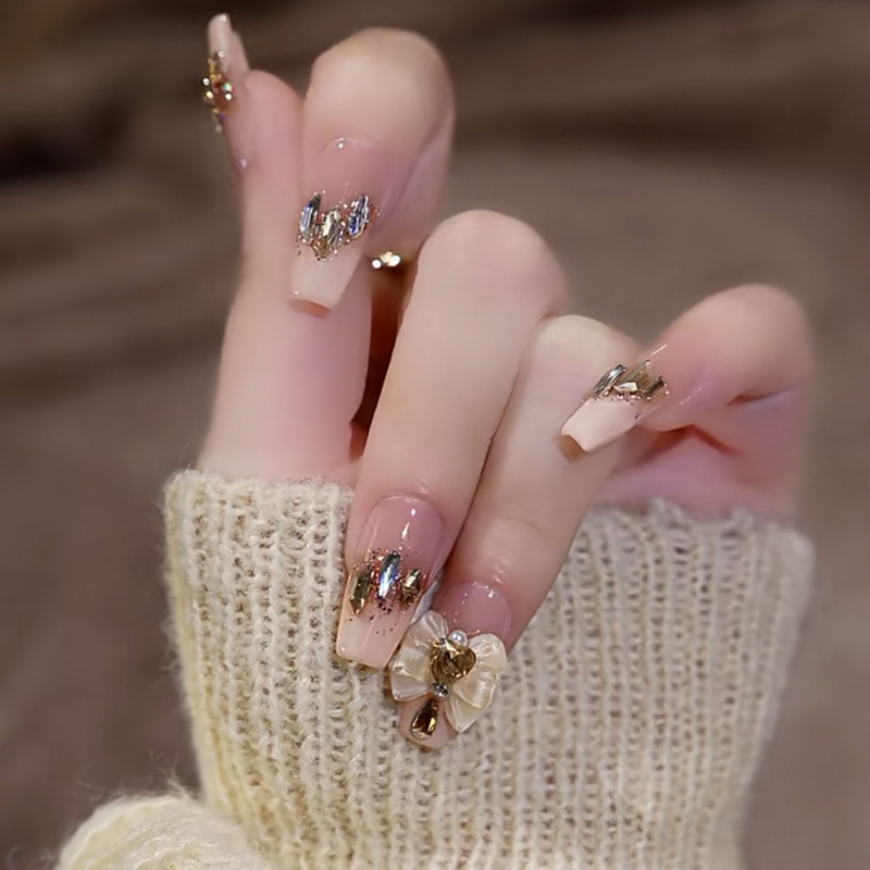 Wear Nail Milky White Gradient Crooked Peach Heart Nail Sticker - Image 10