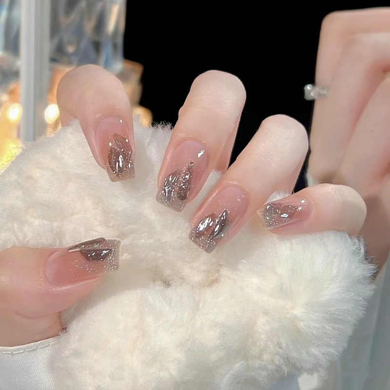 Wear Nail Milky White Gradient Crooked Peach Heart Nail Sticker - Image 2