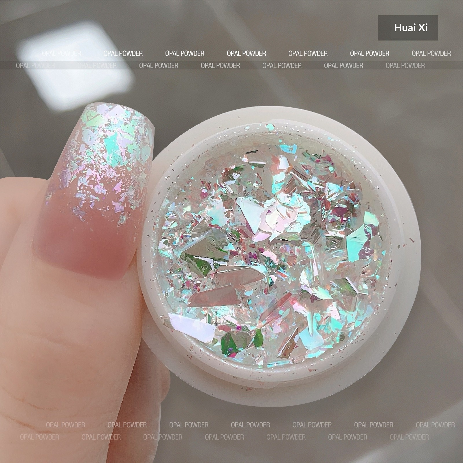 Nail Glitter Powder For A Dazzling Eye-catching Manicure