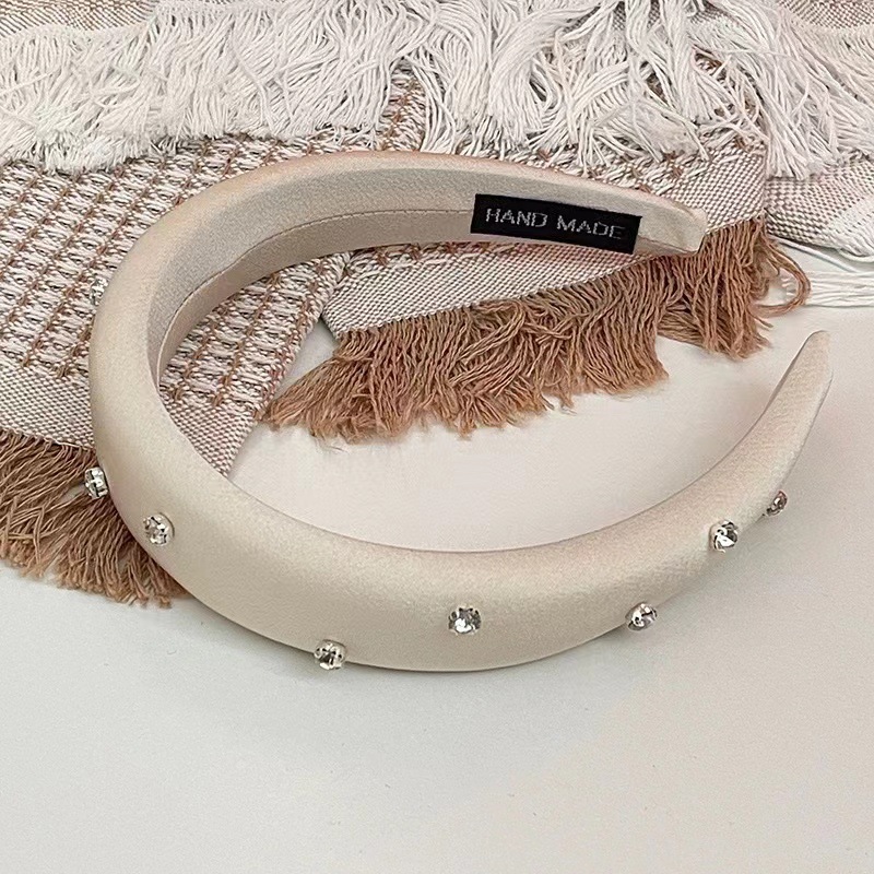 Women's Outdoor All-matching-type High Skull Top Sponge Headband With Drill