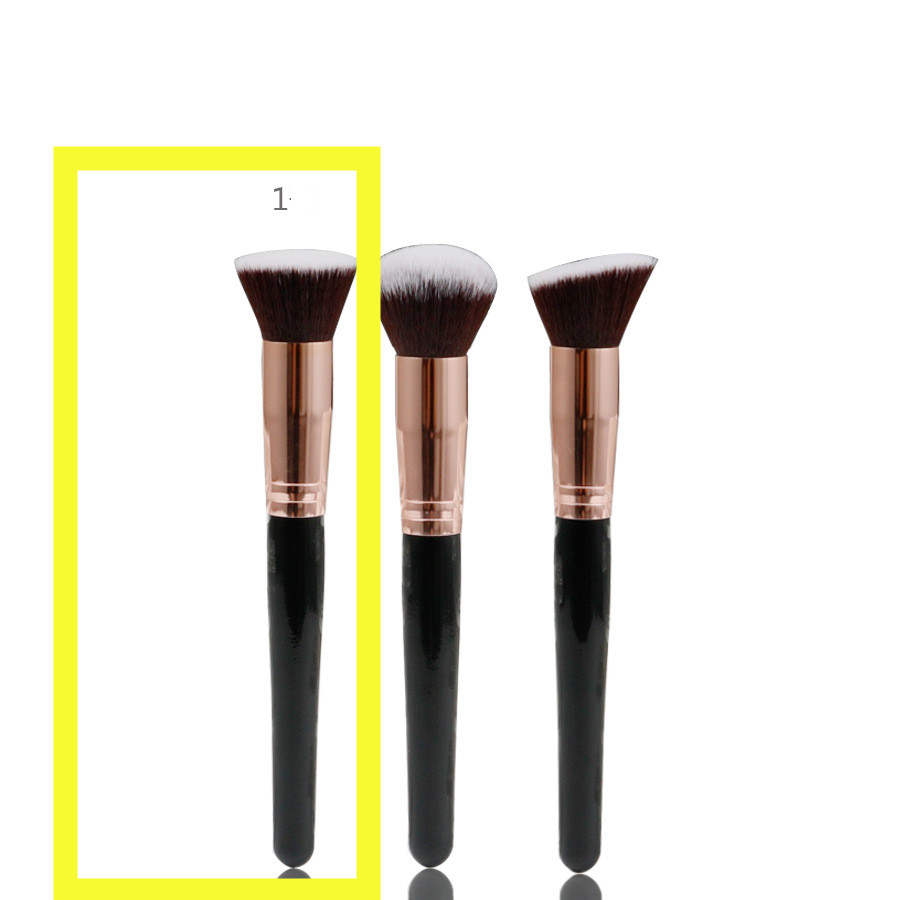 Flat Head Bevel Three Piece Portable Makeup Brush - Image 2