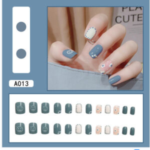 Removable Wearable False Nail With Diamond