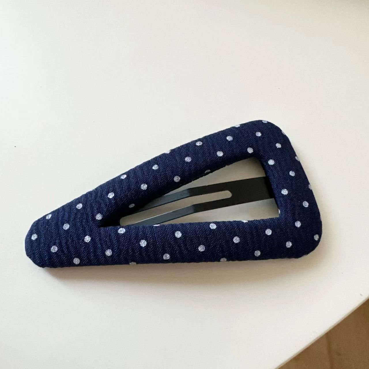 French Retro Dots Versatile High-grade Side Barrettes - Image 4